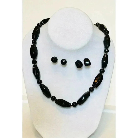 Vintage Black Onyx Beaded Necklace with Earrings Set 3 Piece Fashion Jewelry - Picture 1 of 9